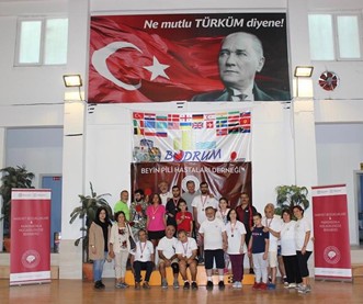 Parkinson Hastaları Masa Tenisi Turnuvasında Buluştu